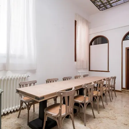 R A By Wonderful Italy